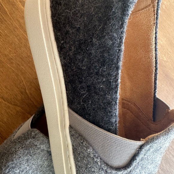 Naturalizer Carly3 Slip-on, Grey Fabric, Size 9 - Picture 6 of 9